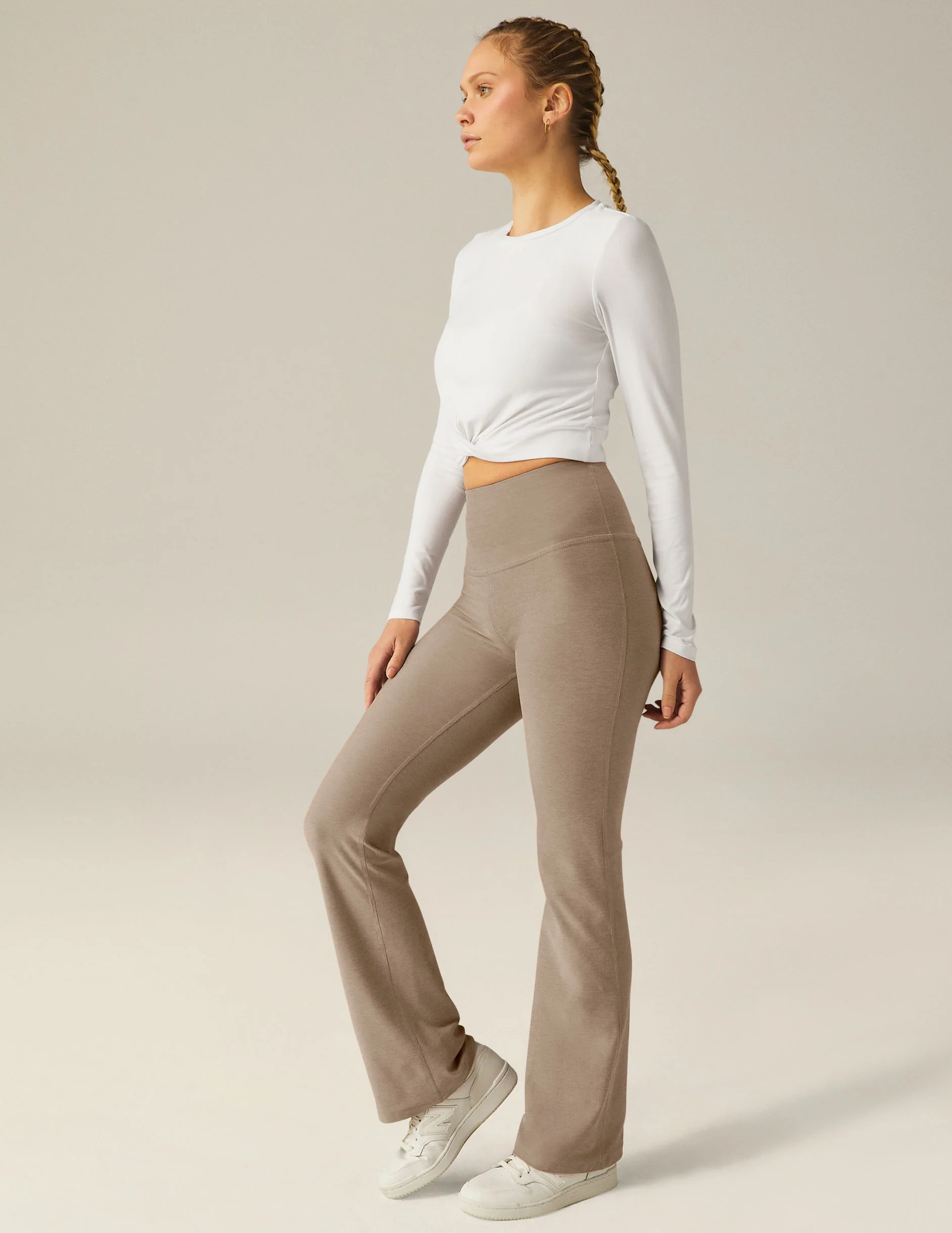 Featherweight Center Stage Cropped Long Sleeve Pullover - Image 5