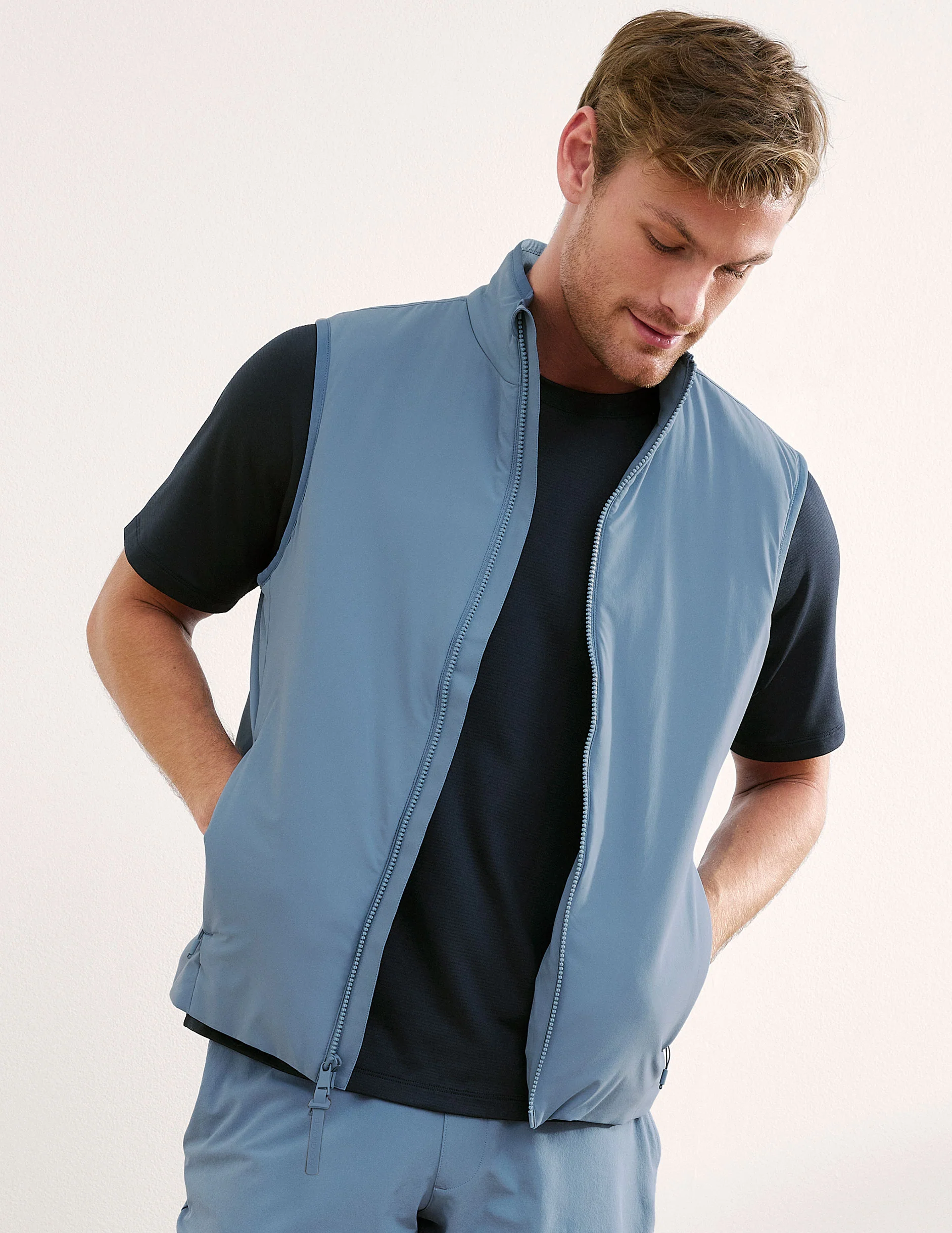 In Flight Insulated Men's Vest - Image 2