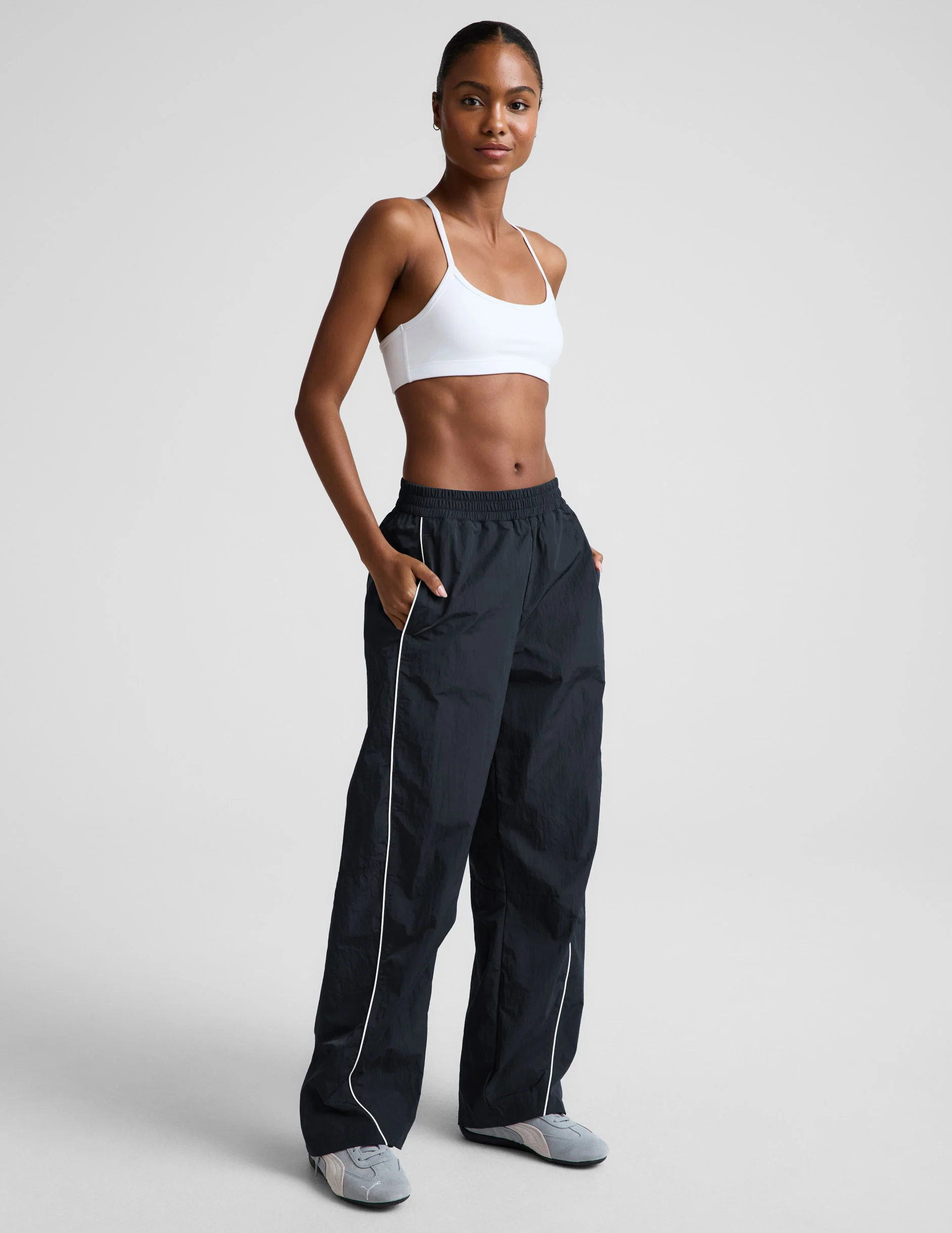 Limitless Mid-Rise Barrel Leg Pant - Image 2