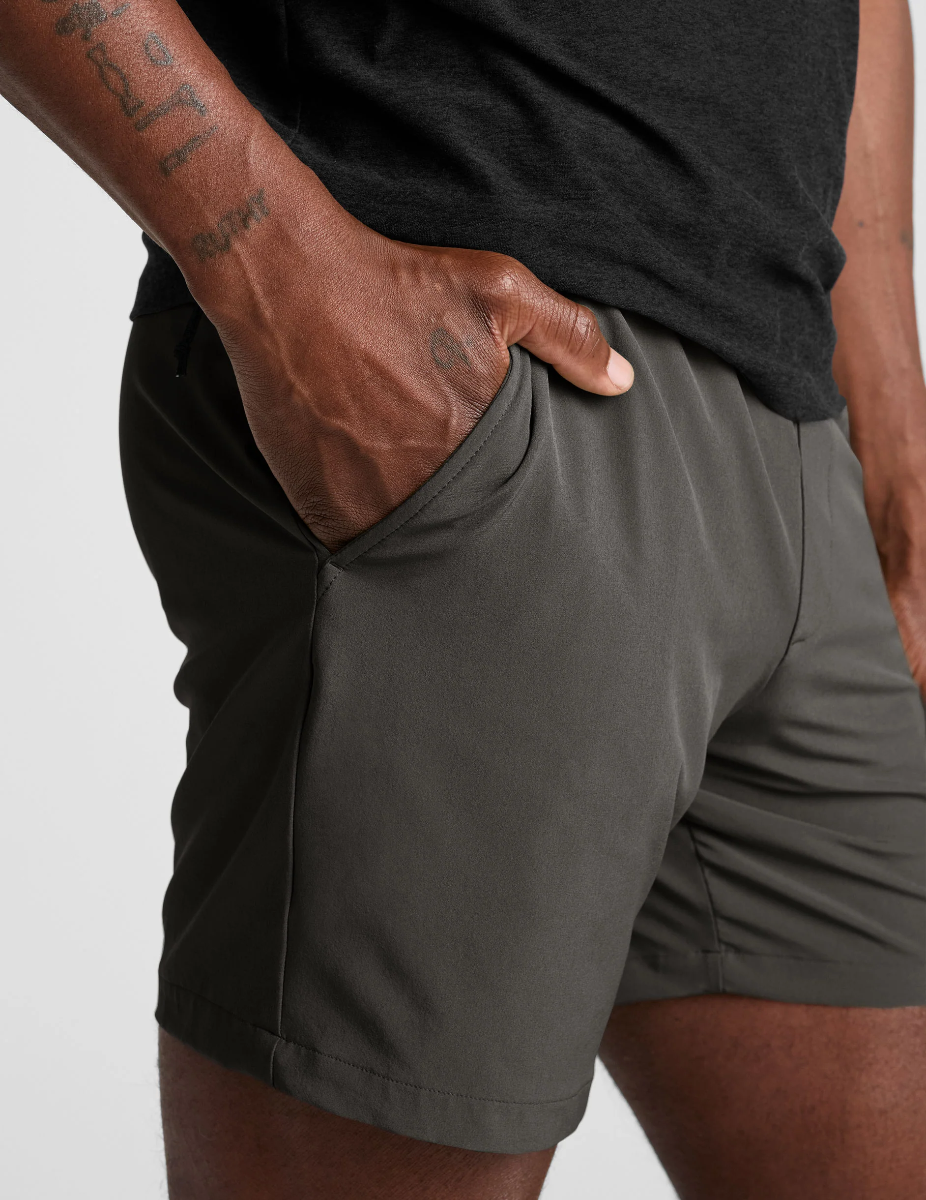 Pivotal 2.0 Men's Short 7" - Image 9