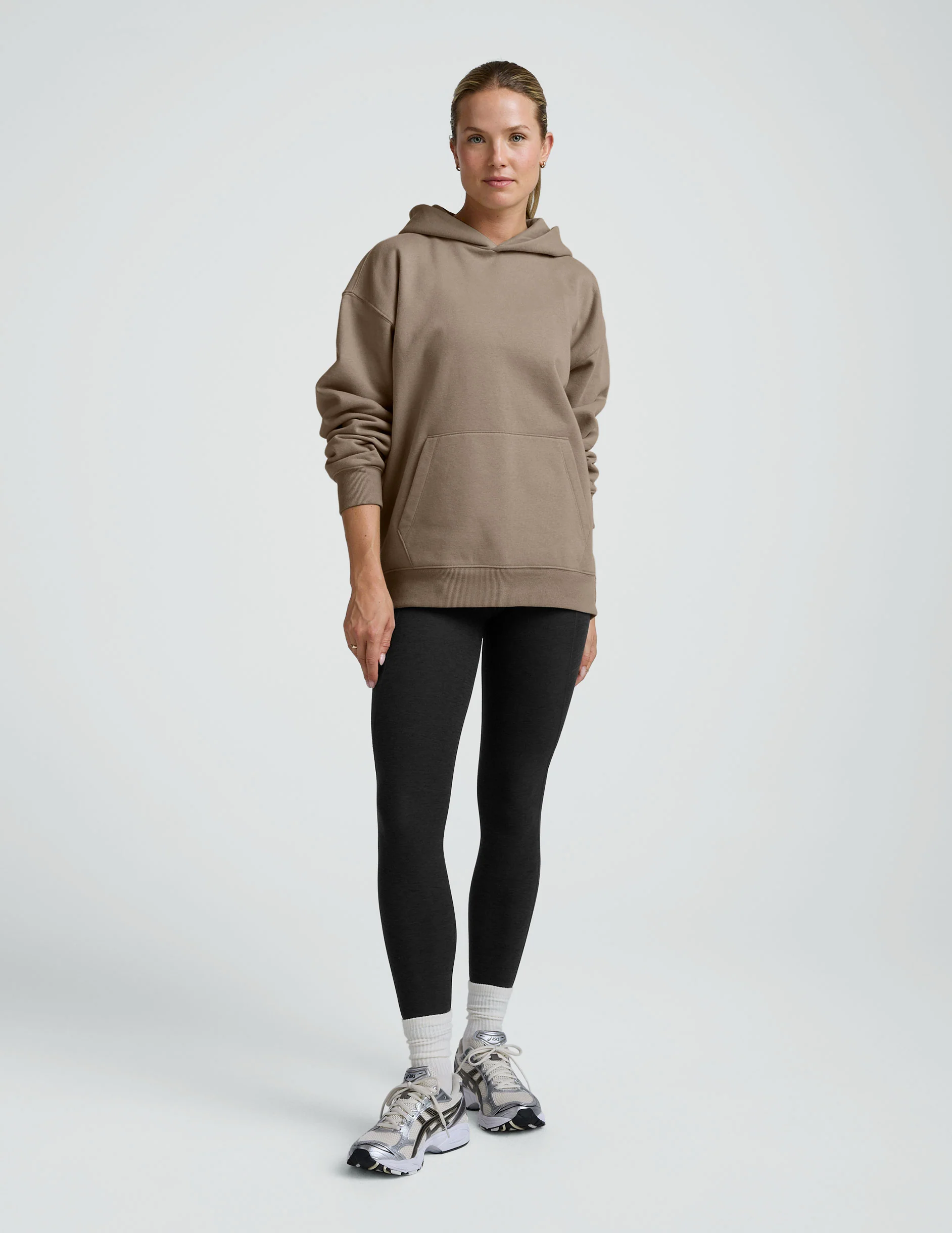 LuxeFleece™ Classic Oversized Hoodie - Image 4