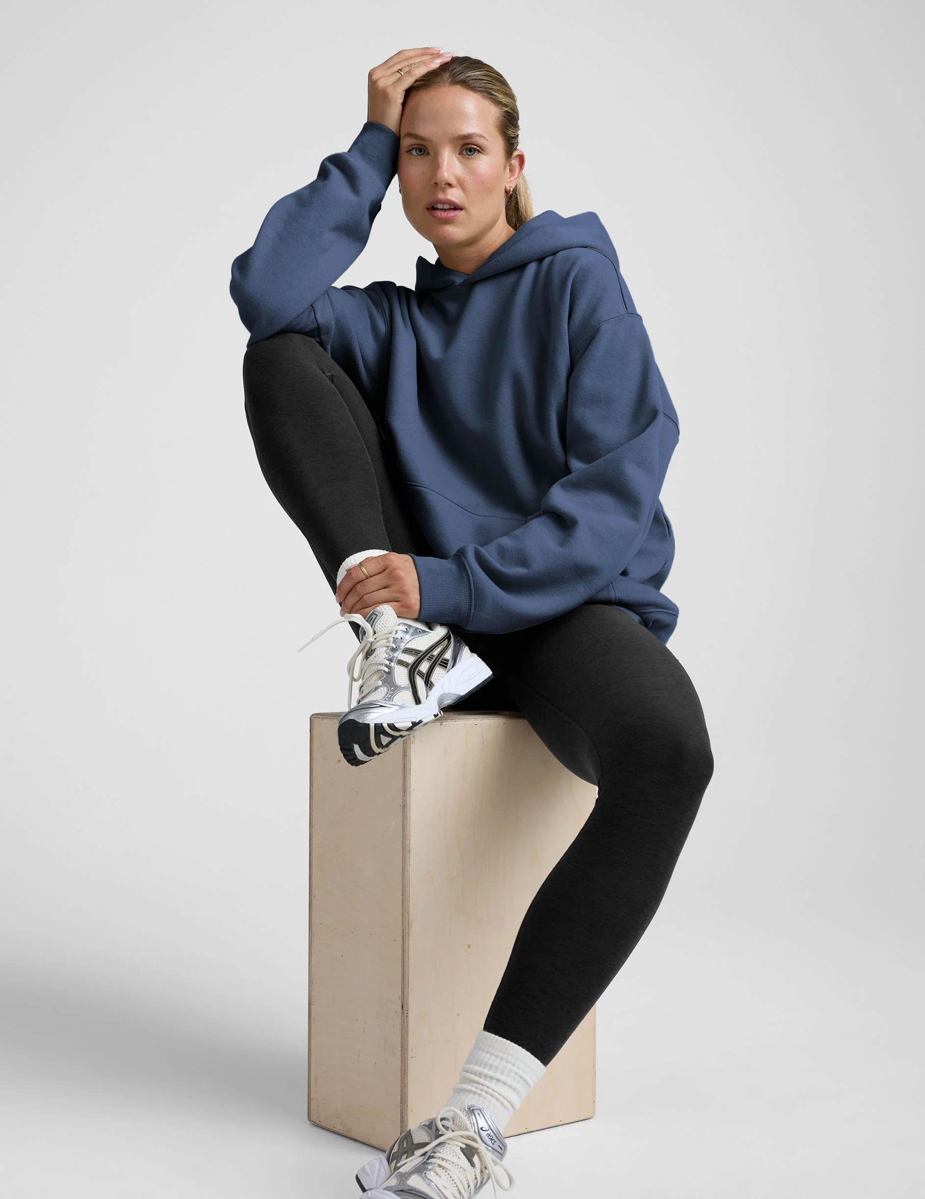 LuxeFleece™ Classic Oversized Hoodie - Image 3