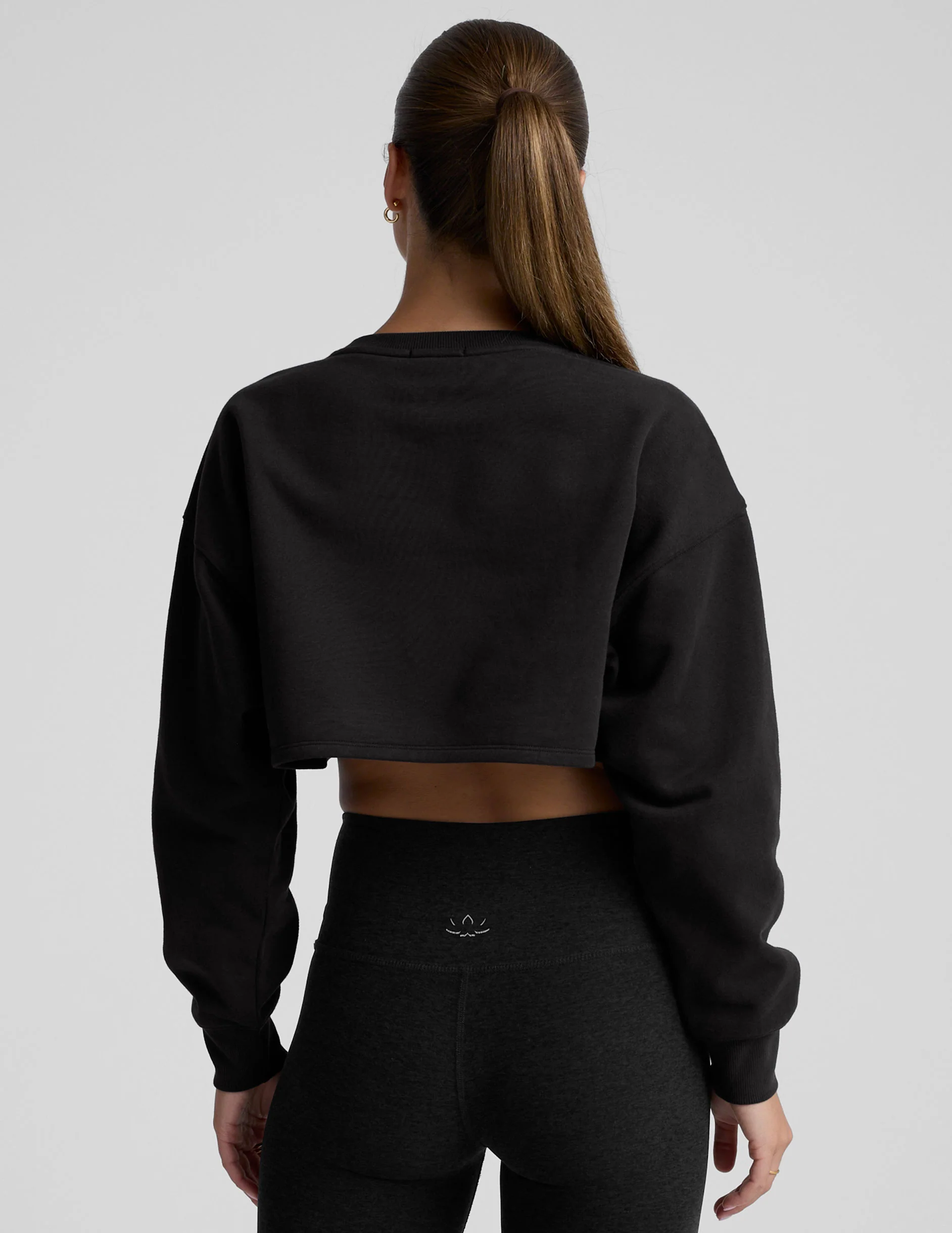 LuxeFleece™ Cropped Sweatshirt - Image 3