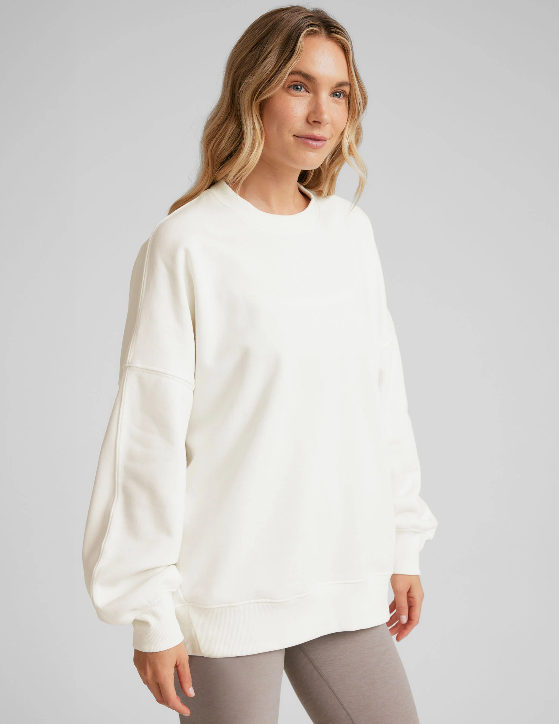 LuxeFleece™ Oversized Sweatshirt - Image 3
