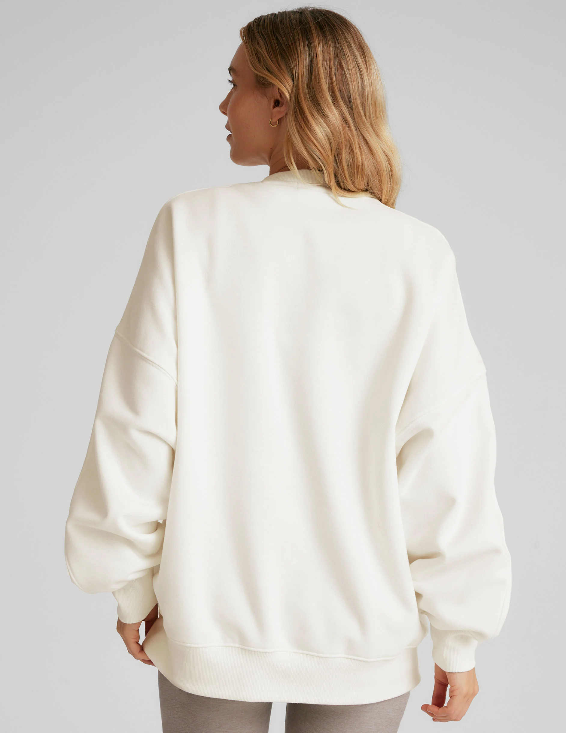 LuxeFleece™ Oversized Sweatshirt - Image 4