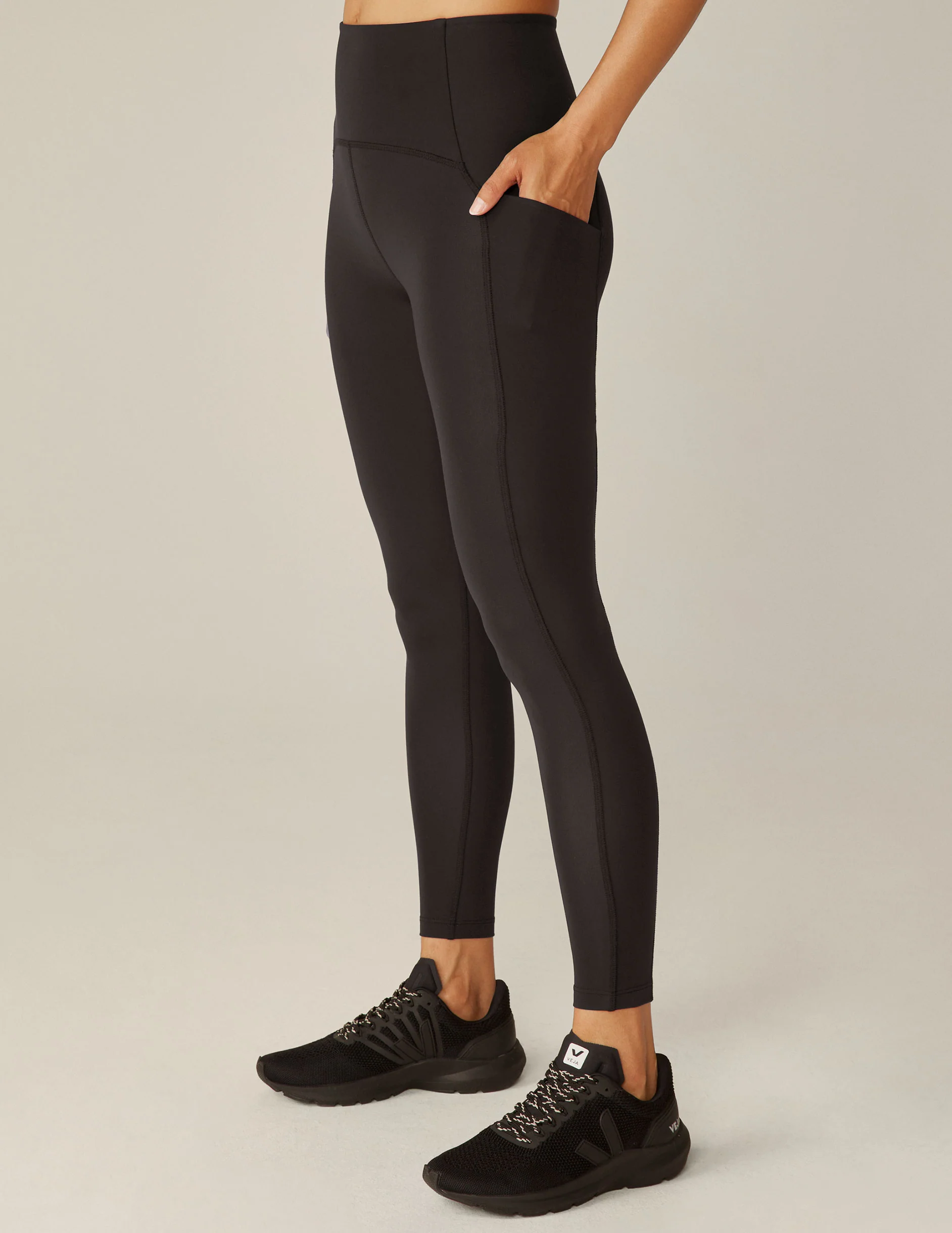 POWERBEYOND⢠Strive Pocket Midi Legging 2.0 - Image 4