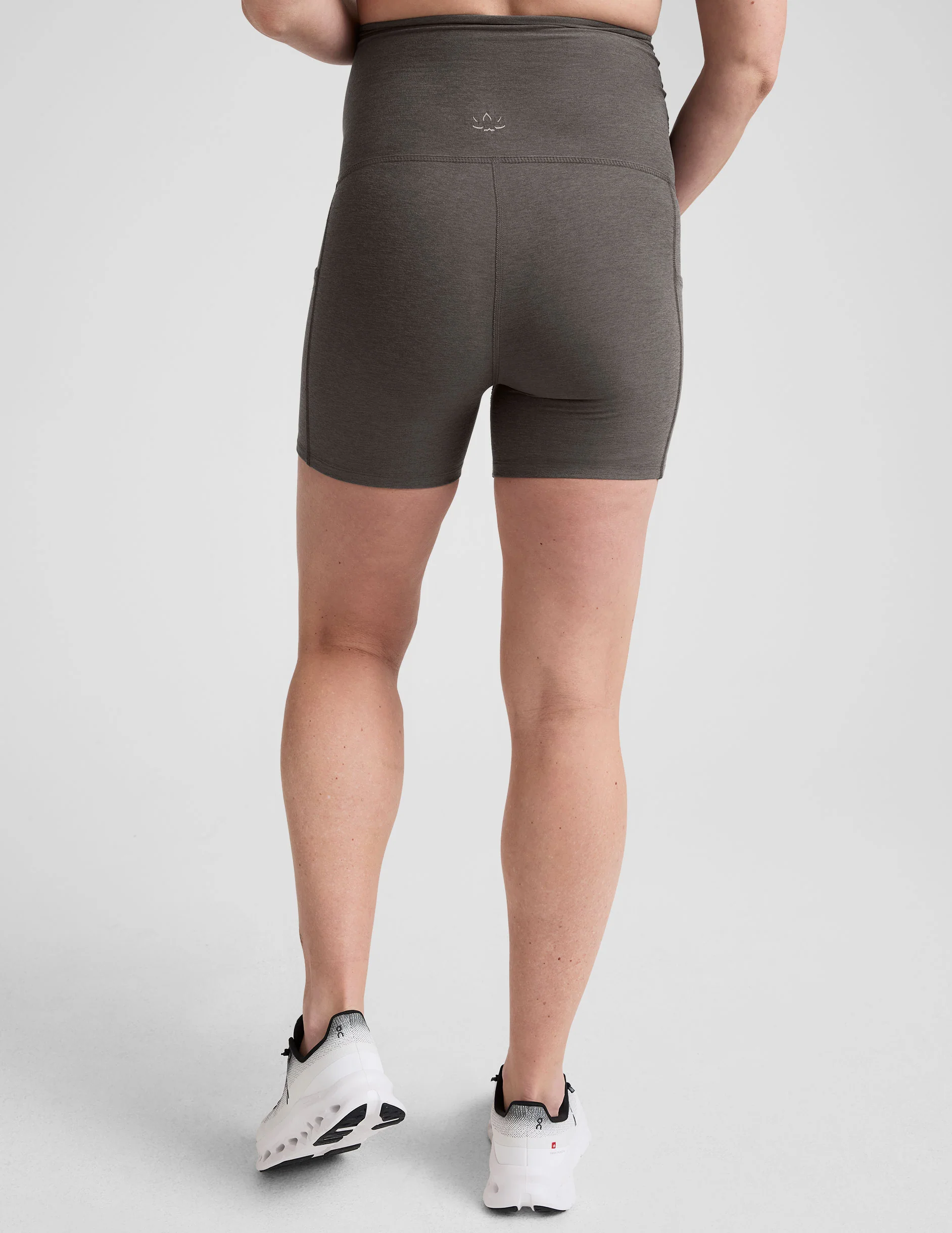 Spacedye™ Keep Pace 5" Maternity Pocket Biker Short - Image 3