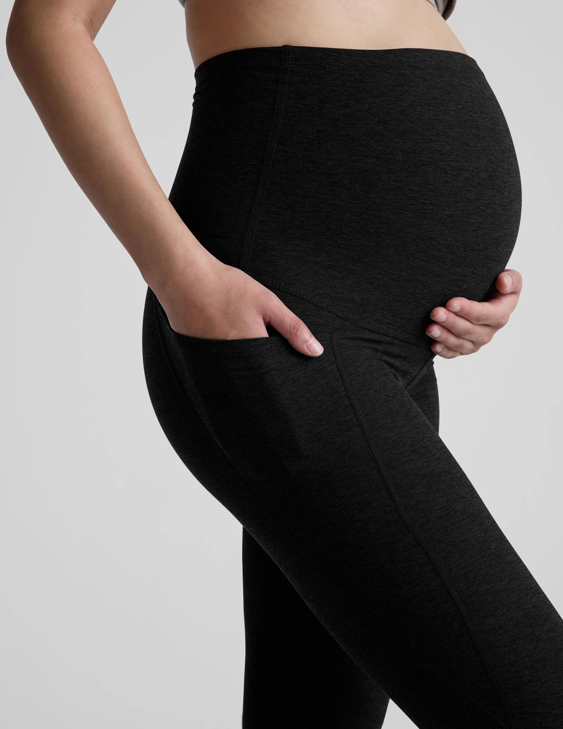 Spacedye™ Love the Bump Maternity Pocket Midi Legging - Image 4